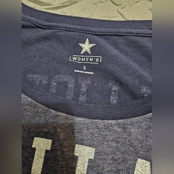 NWT NFL Dallas Cowboys #21 Elliott elbow shirt - Picture 5 of 8